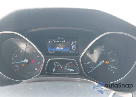 2013 Ford Focus Titanium from USA, damaged, VIN 1FADP3J24DL167180